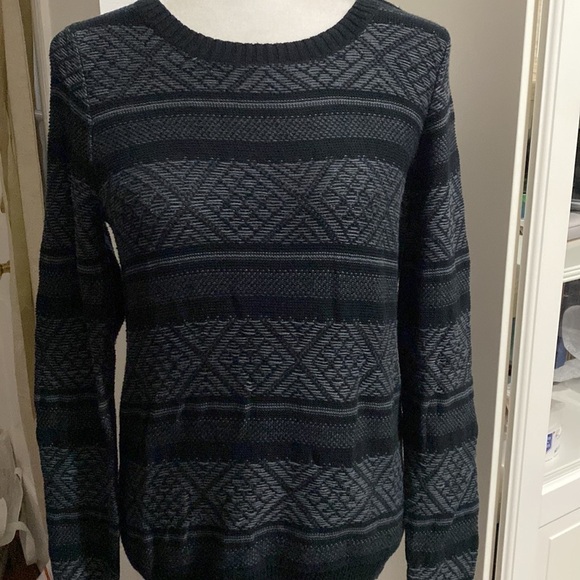 Mossimo Black & Gray Soft Knit Sweater - Picture 7 of 15